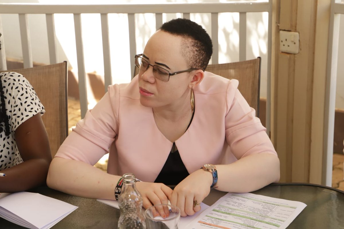 sharoncaroline tweet media