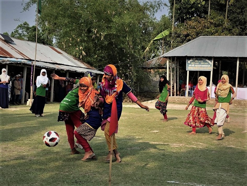 Sida (@sida) on Twitter photo Fotboll för jämställdhet ⚽🟠
Sida stöttar samarbetsorganisationer där just fotboll bryter könsnormer och därigenom ökar jämställdheten, t.ex. <a href="/PlanGlobal/">Plan International</a> i Bangladesh. sida.se/sida-i-varlden…
#orangetheworld #GenderEquality2022 #BiståndGörSkillnad #16days Fotboll för jämställdhet ⚽🟠
Sida stöttar samarbetsorganisationer där just fotboll bryter könsnormer och därigenom ökar jämställdheten, t.ex. <a href="/PlanGlobal/">Plan International</a> i Bangladesh. sida.se/sida-i-varlden…
#orangetheworld #GenderEquality2022 #BiståndGörSkillnad #16days