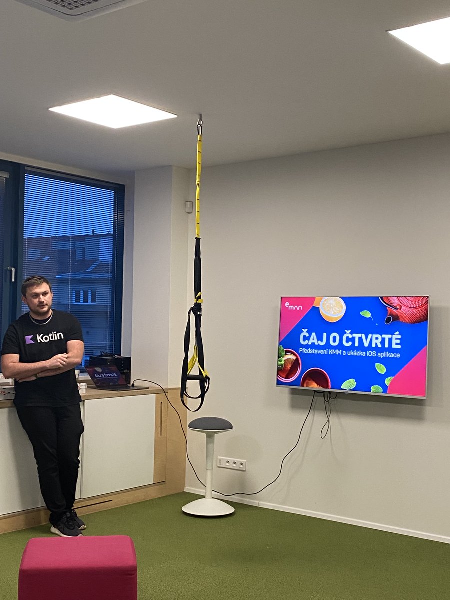 emanprague's tweet image. V letošním roce jsme pracovali na mobilních aplikacích, které využívají v jádru Kotlin Multiplatform Mobile (KMM). 📲🧑🏽💻 Naše zkušenosti chceme předat i ostatním kolegům, přesně k tomu slouží interní akce Čaj o čtvrté.🫖🕓
#KMM #kotlindevelopers