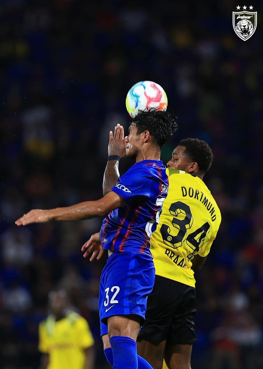 OfficialJohor's tweet image. INTERNATIONAL CLUB FRIENDLY

Half Time

JDT [1-2] BORUSSIA DORTMUND 

More photos at m.facebook.com/story.php?stor…

#JDTvBVB
#InternationalClubFriendly
#LuaskanKuasamuJohor
#JDTforAll