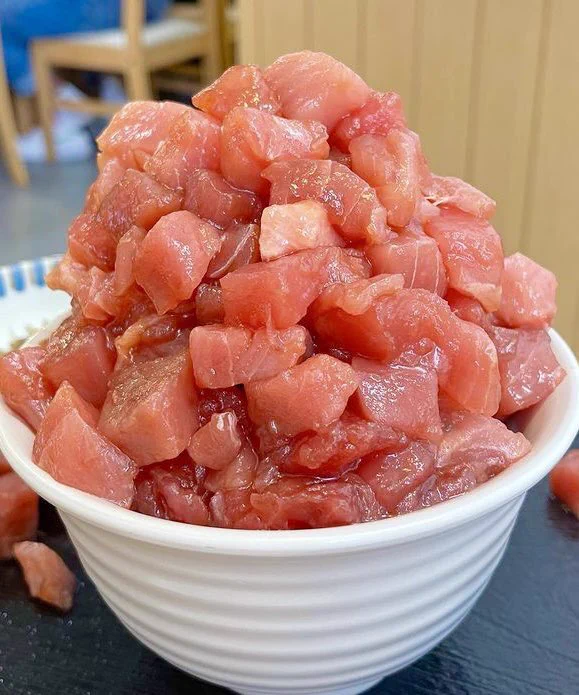 1000円でコスパ神！静岡県清水にあるマグロ盛り放題丼。