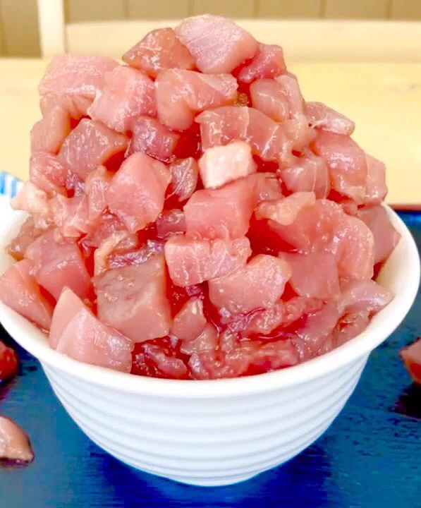 1000円でコスパ神！静岡県清水にあるマグロ盛り放題丼。