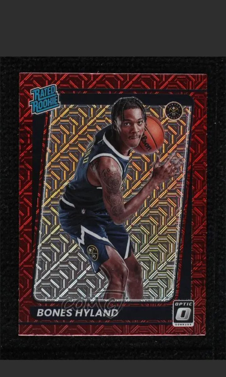OnChainMarcus's tweet photo. @BizzyBones11 could you sign my card when I come to a game? :-) https://t.co/psKjO2oGIq