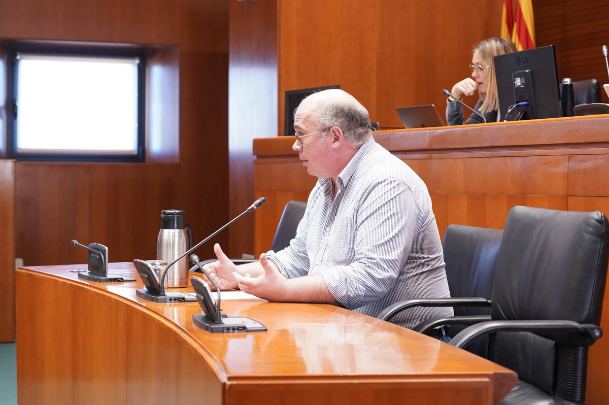 El decano de <a href="/ingdemontes/">Ingeniería de Montes</a> de Aragón, Ignacio Pérez-Soba, incide en la “necesidad de contemplar más medidas para evitar los riesgos en protección civil”, porque “adelantarse a los riesgos convierte el gasto en emergencias en inversión en seguridad”.

🗣#AudienciasLegislativas