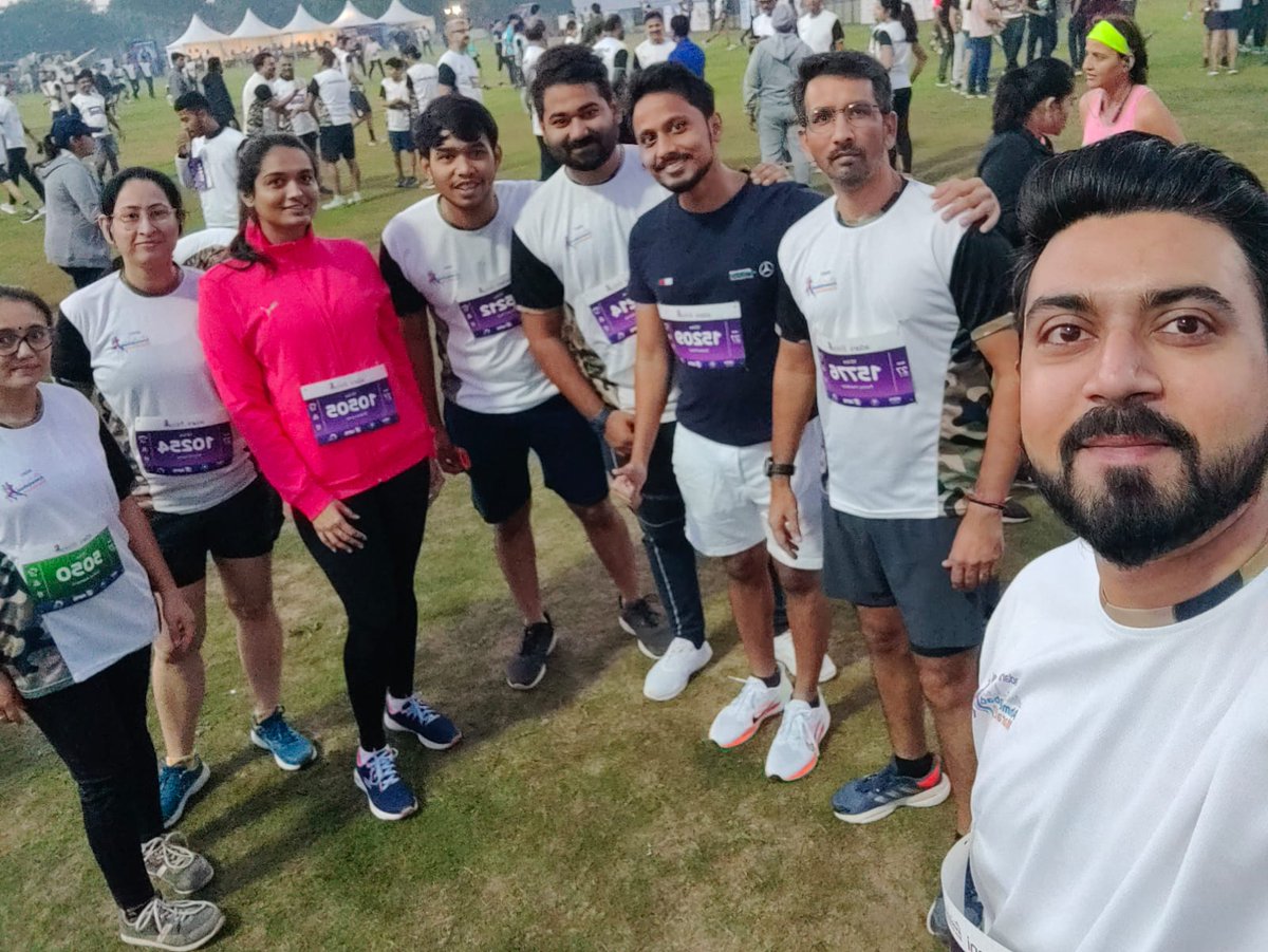 glidemtech's tweet photo. Team that Runs Together Wins Together!

Glide Team Members took part in 5KM and 10 KM run category in Adani #Ahmedabad Marathon 2022. 🏃‍♂️ 🏃‍♀️

Hope to achieve more #fitnessgoals together!

About our company culture at https://t.co/D06mpckUVe

#GlideTechnology #Run4OurSoldiers https://t.co/7qE8orB9dJ