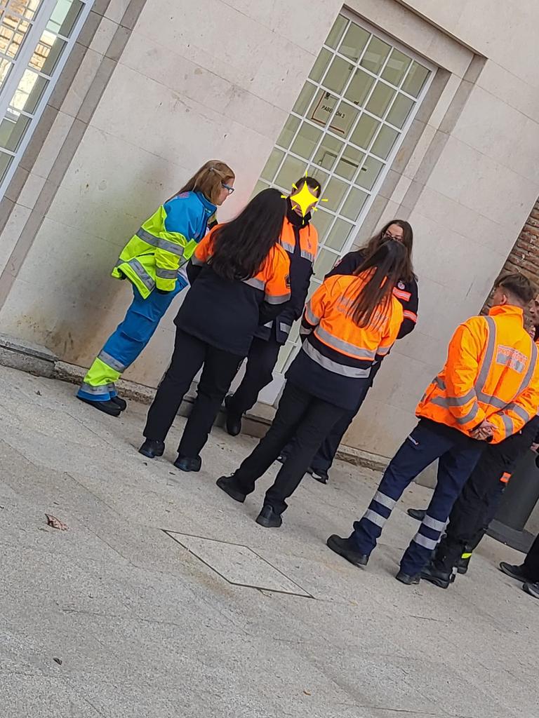 crispsycosumma's tweet photo. "Elige un trabajo que te guste y no tendrás que trabajar ni un solo día de tu vida" (Confucio) 😊
 Formación en #IFISE a #proteccioncivil, desde #SICO01 #SUMMA112 💪 #urgenciasyemergenciasextrahospitalarias #psicologiadeurgenciasyemergencias #psicologiaclinica #lasprotescuentan https://t.co/Ox5kUwmZ7b