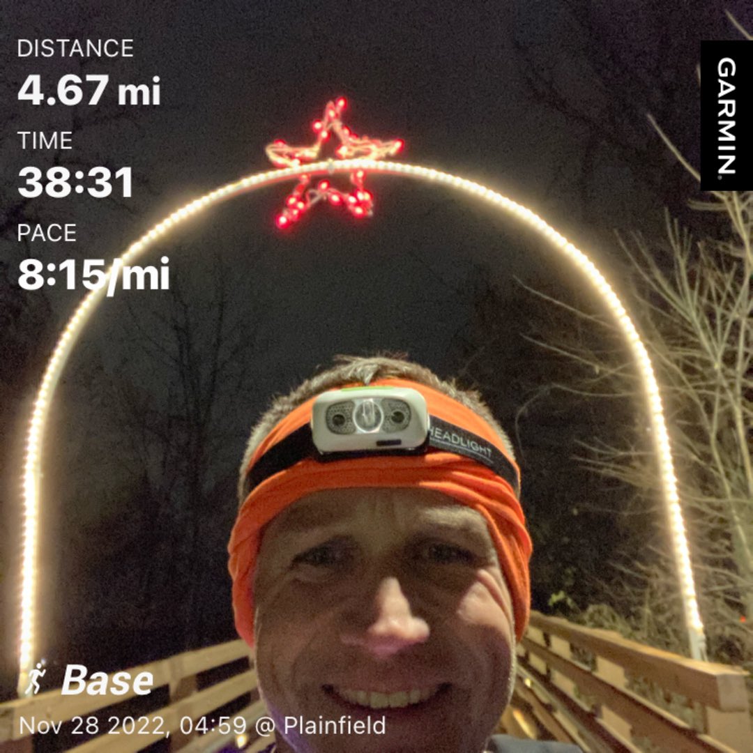 jaredjogs's tweet photo. Up with the ๐๏ธthis morning. Got in a solid ๐โโ๏ธ and ๐๏ธโโ๏ธto start this week off right! #runchat #getsomemiles https://t.co/nbJCQw1MbE