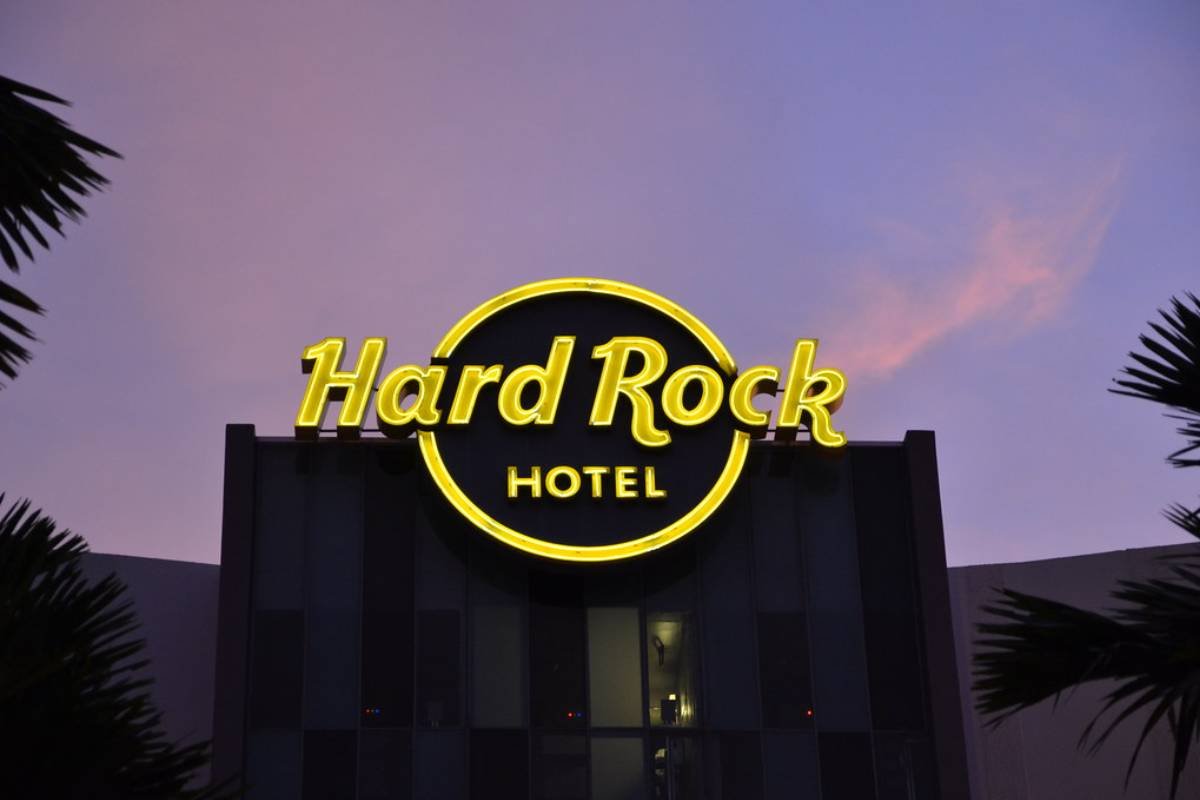  - #HardRock Tejon gains federal approval

The Tejon Indian Tribe can move forward with the Hard Rock casino resort project.


