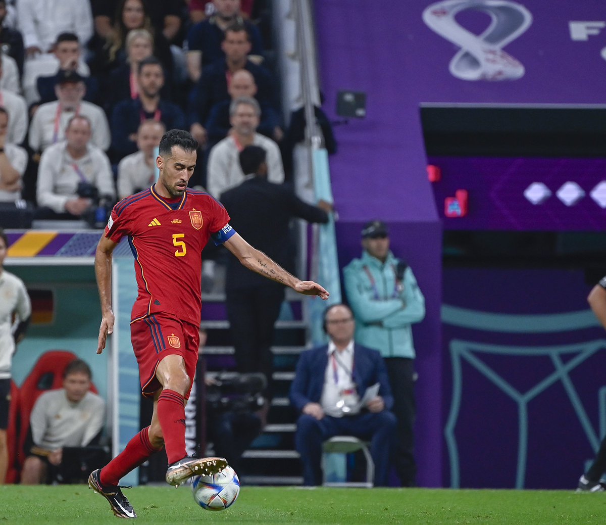 binsalha88's tweet photo. #spain_germany 
#WorldCup 
#FIFAWorldCup 
#FIFAWorldCupQatar2022 https://t.co/JmoNURXL0K