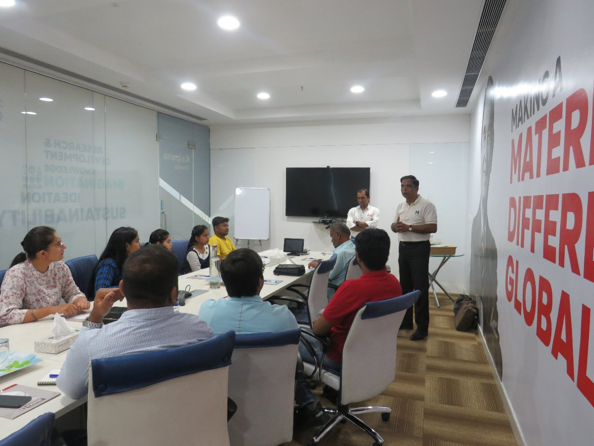 HeidelbergIndia's tweet photo. Avery Dennisson and Heidelberg India hosted 20 print professionals for 2 days of Gallus Labelmaster 440 training at ADIKC Pune.
.
.
#Gallus #labelprinting #galluslabelmaster #galluslabelmaster440 #labelmaster440 #Labelmaster #gallusgroup #labeldesign #Heidelberg #HeidelbergIndia https://t.co/fIkJ87iitk