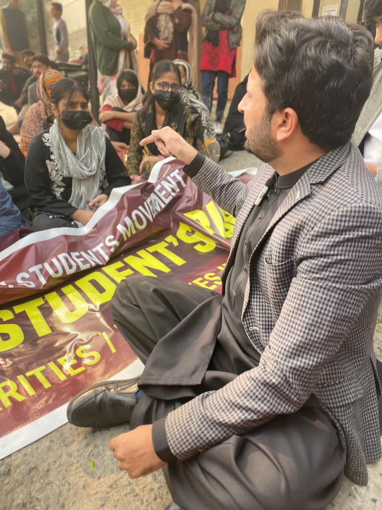wqmd41's tweet photo. #ProtestAgainstUHS
@PMC_org
@UHSLhrOfficial
@IrfaanYousaf
@MSMPakistan_
@MSMSistersPak
@PATofficialSM https://t.co/vk0iHa893x