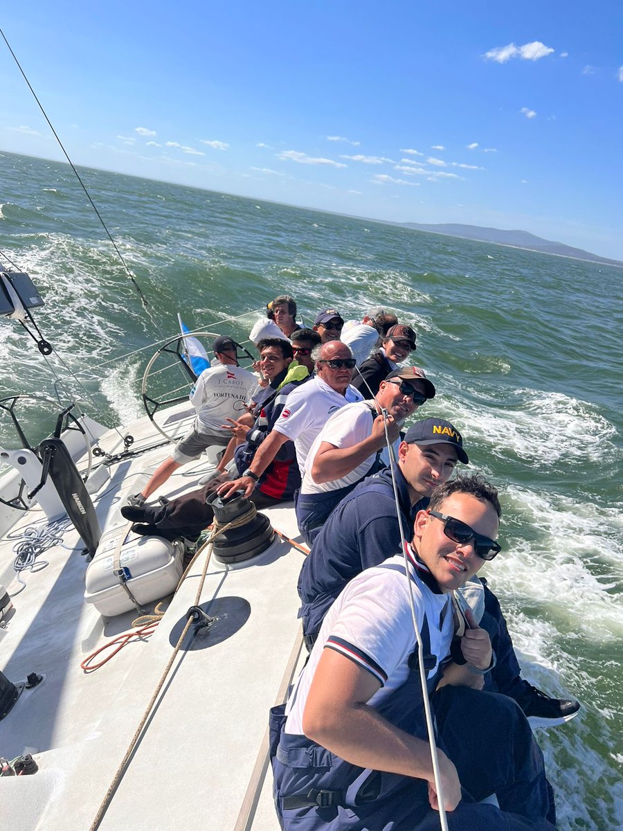 radionautasok's tweet image. Fortuna III BsAs a PDE - Cinta Azul, 2do en la serie, 3ro en la general, excelentes resultados!!!!!!!
#frers #fortuna #armadaargentina #puntadeleste #buenosaires #regata #riodelaplata #lobogianelli #lobo
radionautas.com.ar