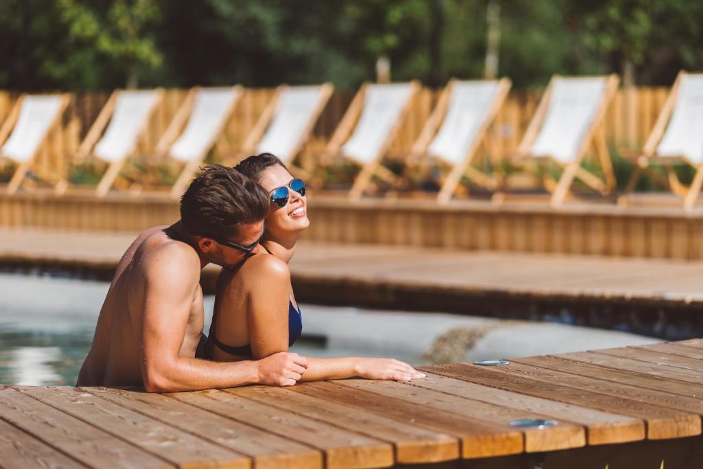 Seize your romantic escape in the green heart of #Slovenia💚 
Glamping Olimia Adria Village, our most closed-to-perfection #glamping offer!

🔹bit.ly/2L1qt1S

#adriaholidays #adriahome #adriaglamping #glampingtents #luxurytents #nature #naturelovers #luxurystays