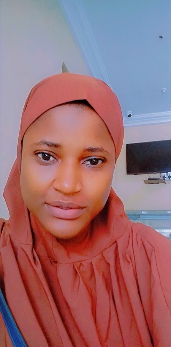 AhuoizaHalima's tweet photo. It's all temporary 🙂.
Have a great week https://t.co/HZSpcboLsV