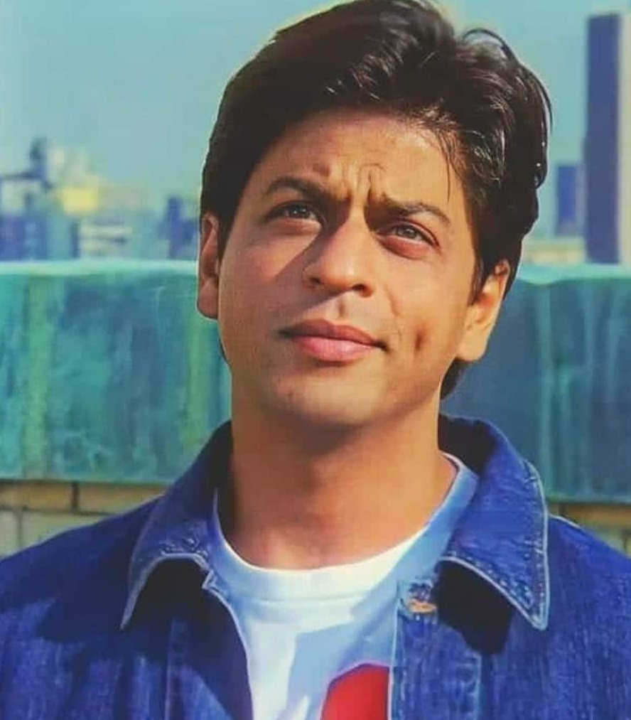 Aksh_Bharat's tweet photo. .@iamsrk ❤️🙏🌟
#AmanMathur will eternally reside in my heart, as it’s through him I learnt how to live and how to love...
#19YearsOfKHNH
#19yearsaOfKalHoNaaHo https://t.co/weZFTmEoIr