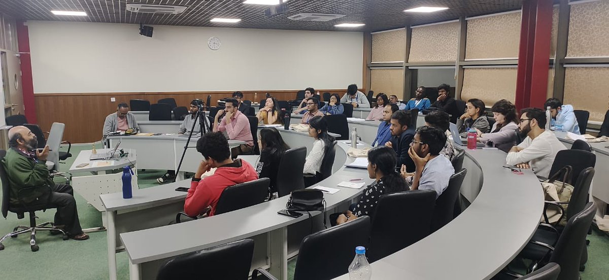 cfs_jsgp's tweet photo. "#Humans in the recent years have started realising that Socio-economic existence of humans is also dependent on the #nature around us, in the context of biodiversity loss and other calamities" Prof @MilindoC @JindalGlobalUNI
#SocioEcologicalSystem #JSGPWinterSchool2022 https://t.co/OYC1v0Ext9
