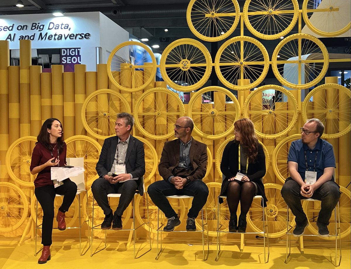 H2020nuMIDAS's tweet photo. 📢Recently #nuMIDAS was present in @_TomorrowMob sharing insights from our #h2020 project and learning from other great initiatives!

It was great to talk with all the visitors and share updates of our project!

#TMWC22 #Mobility #SCEWC22 #CitiesInspiredByPeople https://t.co/RrSSG0gSxc