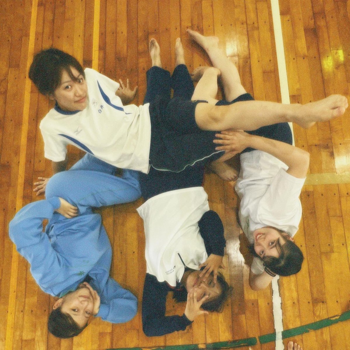 BcP_3reePs's tweet photo. 【Family Day 2022】情報解禁その2

グループ紹介🏳️‍🌈

今年も、メンバーがグループに分かれて、リーダーを中心にグループショーを作り上げます！！

このグループショーが見れるのも、BcPのFamily Day ならではです💖
3グループの個性あふれる素敵なショーもお見逃しなく👀✨

会場でお待ちしています❤️‍🔥 https://t.co/MD0JRmxUVV