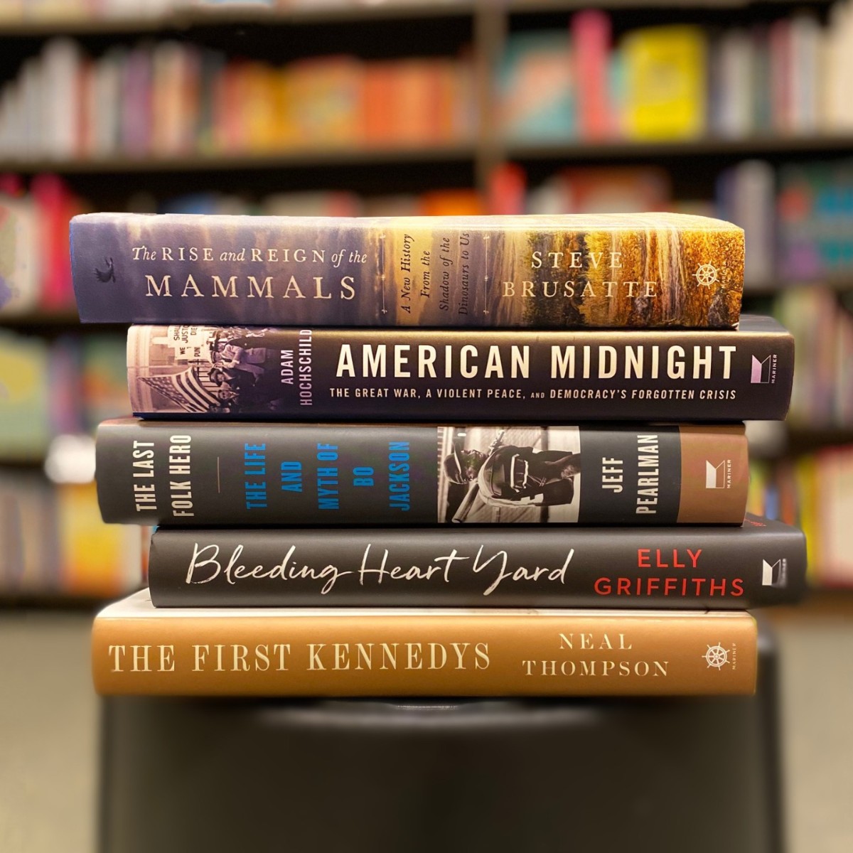 MarinerBooks's tweet image. What an honor! Five Mariner Books have been picked as Best Books of the Year (#BOTY) by @amazonmusic . 🎉 Some titles to keep in mind while you start your holidays hopping, perhaps? 🛍️