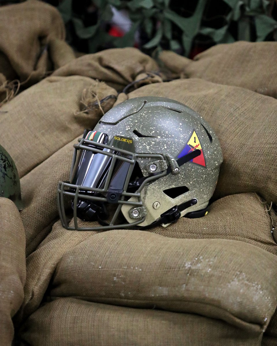 Army Navy Uniform Reveal! The 2022 Army West Point uniforms tells the story of the soldiers of the <a href="/1stArmoredDiv/">1st Armored Division</a> during World War II. 
#GoArmy 🇺🇸 #BEATnavy

Check out more of the story here:
oldironsides.football 

<a href="/USArmy/">U.S. Army</a> | <a href="/ArmyWP_Football/">Army Football</a> | <a href="/SecArmy/">Secretary of the Army</a> | @ArmyChiefStaff