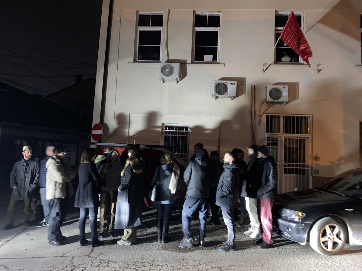 SpaceTetova's tweet image. HAPËSIRA NËN OKUPIM!
Bashkohuni me ne për ta luftuar këtë errësirë të dhunës!

Intrigat e errësirës tuaj nuk do të na ndalin!

#SaveTheSpace #HapësiraJote