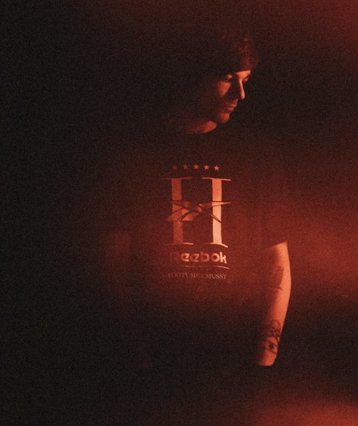 teaandfrozenpea's tweet image. 28 things Louis Tomlinson did since 2022 started to tell his fans he is in love with Harry Styles.

A thread