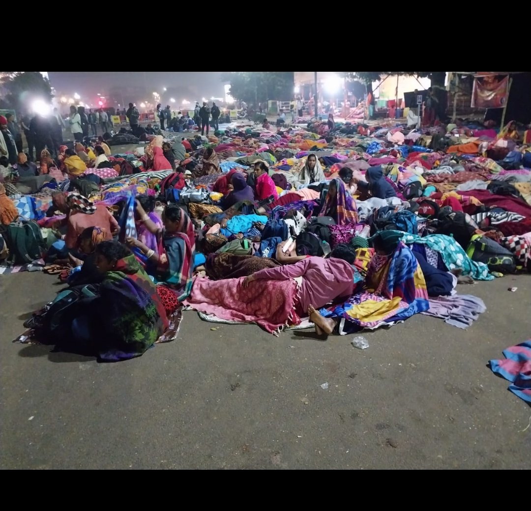 Mousumi56721074's tweet photo. #StopHumiliatingPrimaryTeachers of odisha we demand central pay scale like other states, 6 increments and #OldPensionScheme 150k teachers unite in BBSR since 2days in this winter nights. It won't stop untill success @dpradhanbjp @CMO_Odisha @PMOIndia @SMEOdisha
@EduMinOfIndia https://t.co/cVFsGR3ZEh