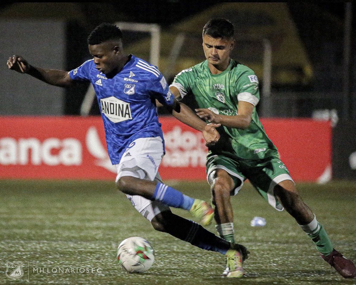 MillosFCoficial's tweet photo. 🙌🏆💙⚽️🔝

Compartimos algunas imágenes de la victoria de nuestra Sub20 frente a Equidad que nos coronó como Campeones de la Copa Metropolitana. 

¡Vamos muchachos! 🔵⚪️ https://t.co/JONc4sdsis