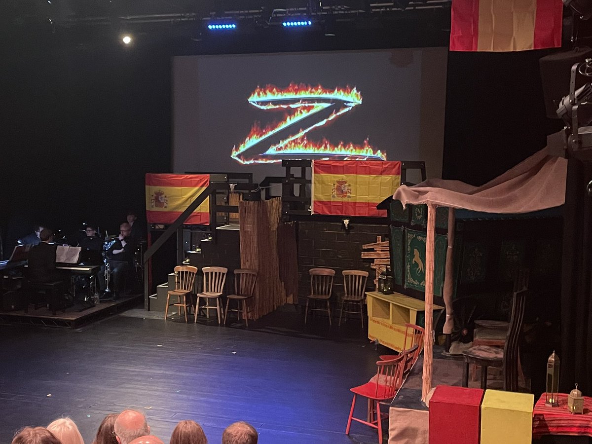 Rebecca Roberts-Gawen tweet media