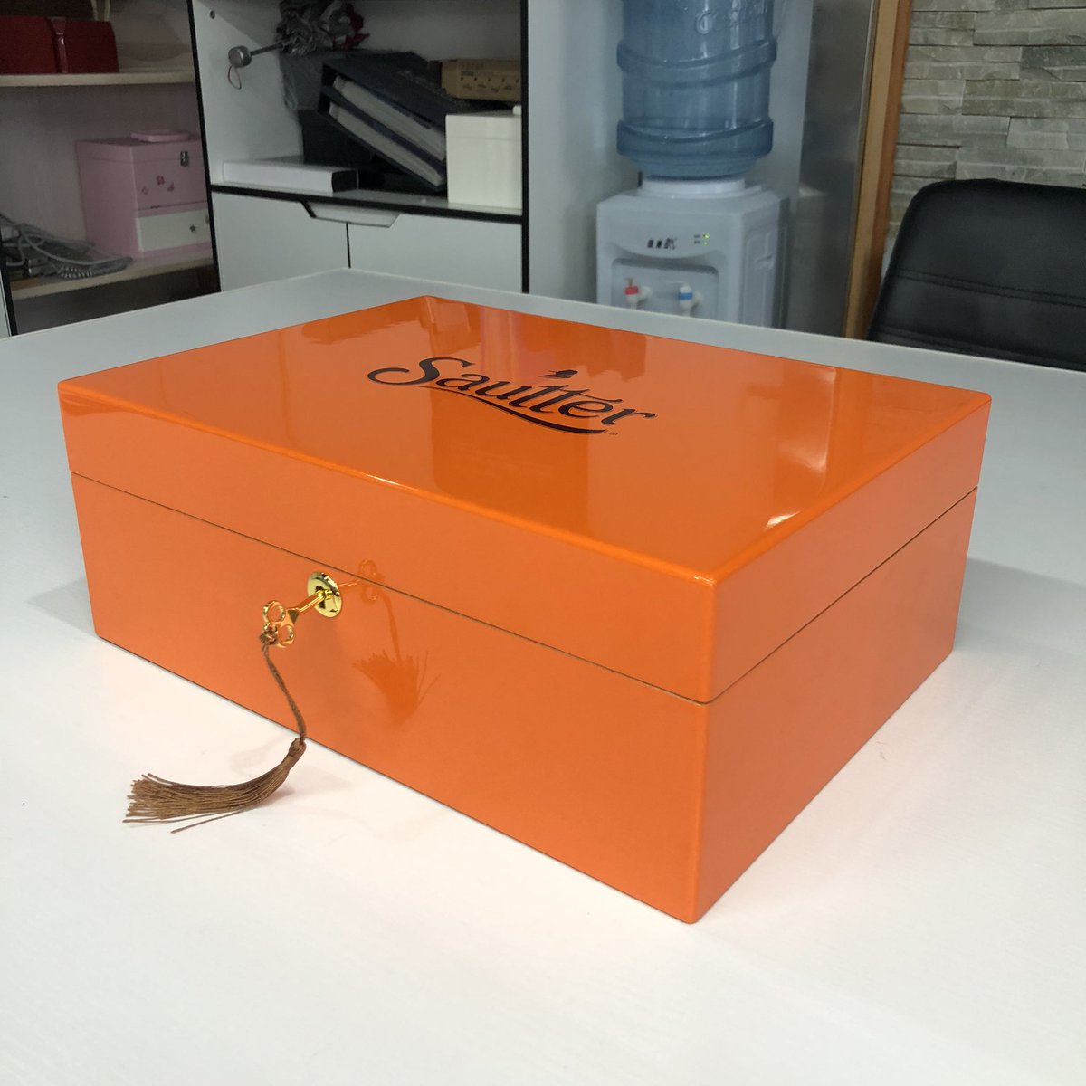 DSpackagingbox's tweet image. We create luxury wooden cigar box, we deliver high-added value product packaging.