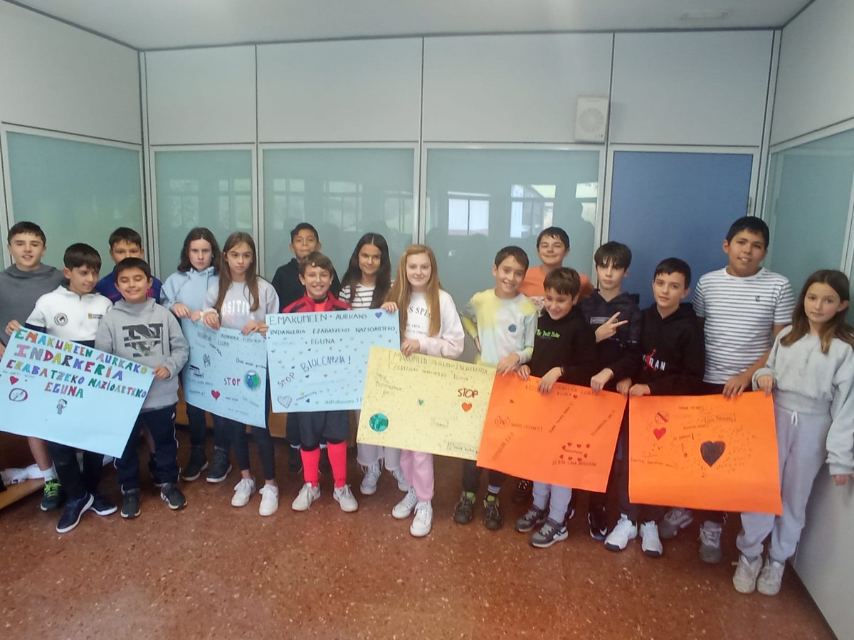 UrnietakoUdala's tweet photo. 🟣 El alumnado de Egape y Magale realizó varias actividades en el marco del 25 de noviembre
👉 https://t.co/BeuX9l1b1p
#Urnieta #Egape #Magale #azaroak25 https://t.co/LuVteEorKa