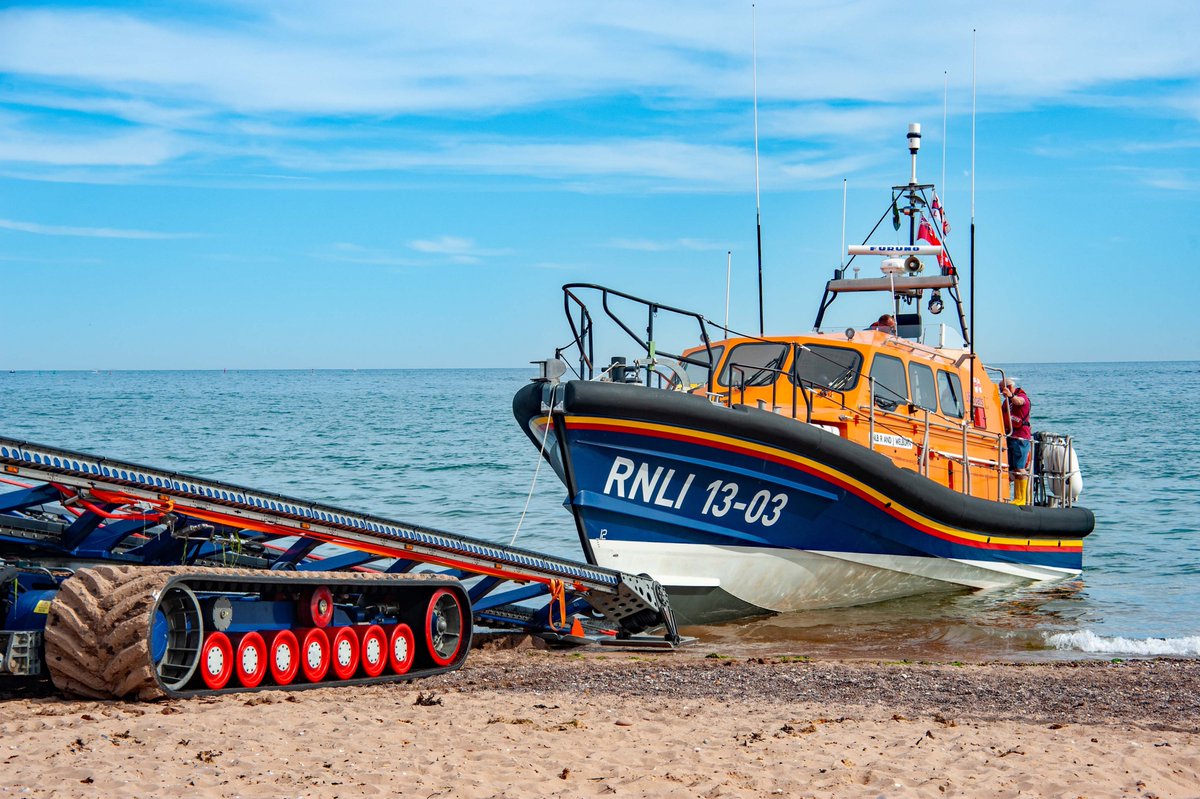 ExmouthRNLIFund's tweet photo. At about 6pm this evening our Exmouth RNLI volunteer crew will launch on exercise from Exmouth Lifeboat Station,followed by beach recovery.
Come down and watch us in action!
Exercise subject to crew & operational requirements. #RNLI #lifeboatexercise #lifeboat #exmouth https://t.co/hSnW5kuUa3