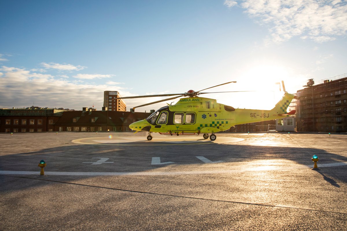 Inflygningsprocedurer för ambulanshelikopter i Västra Götalandsregionen i drift. Därigenom finns det möjlighet att genomföra både starter och landningar även vid sämre väder. bit.ly/3F9V9Hx