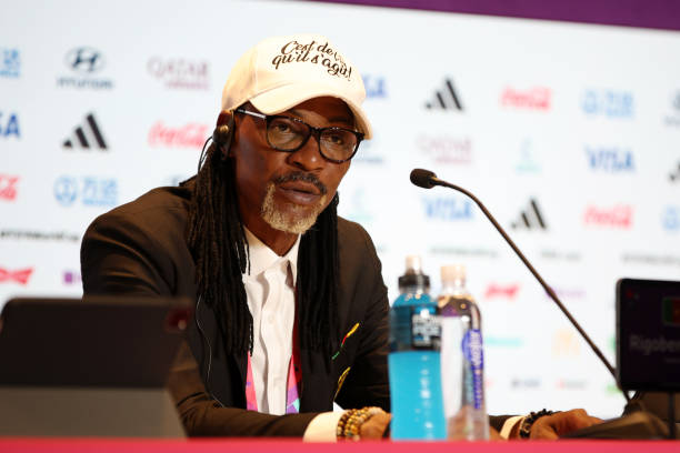 cfootcameroun's tweet photo. 🎙️ Rigobert Song : « Devis Epassy a démontré aujourd'hui qu'il peut concurrencer André Onana. » 

(Conférence de presse) https://t.co/fO5VJIEtrF