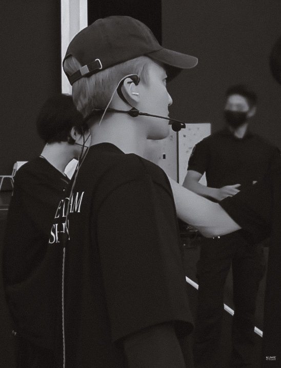 najaeminedit tweet picture