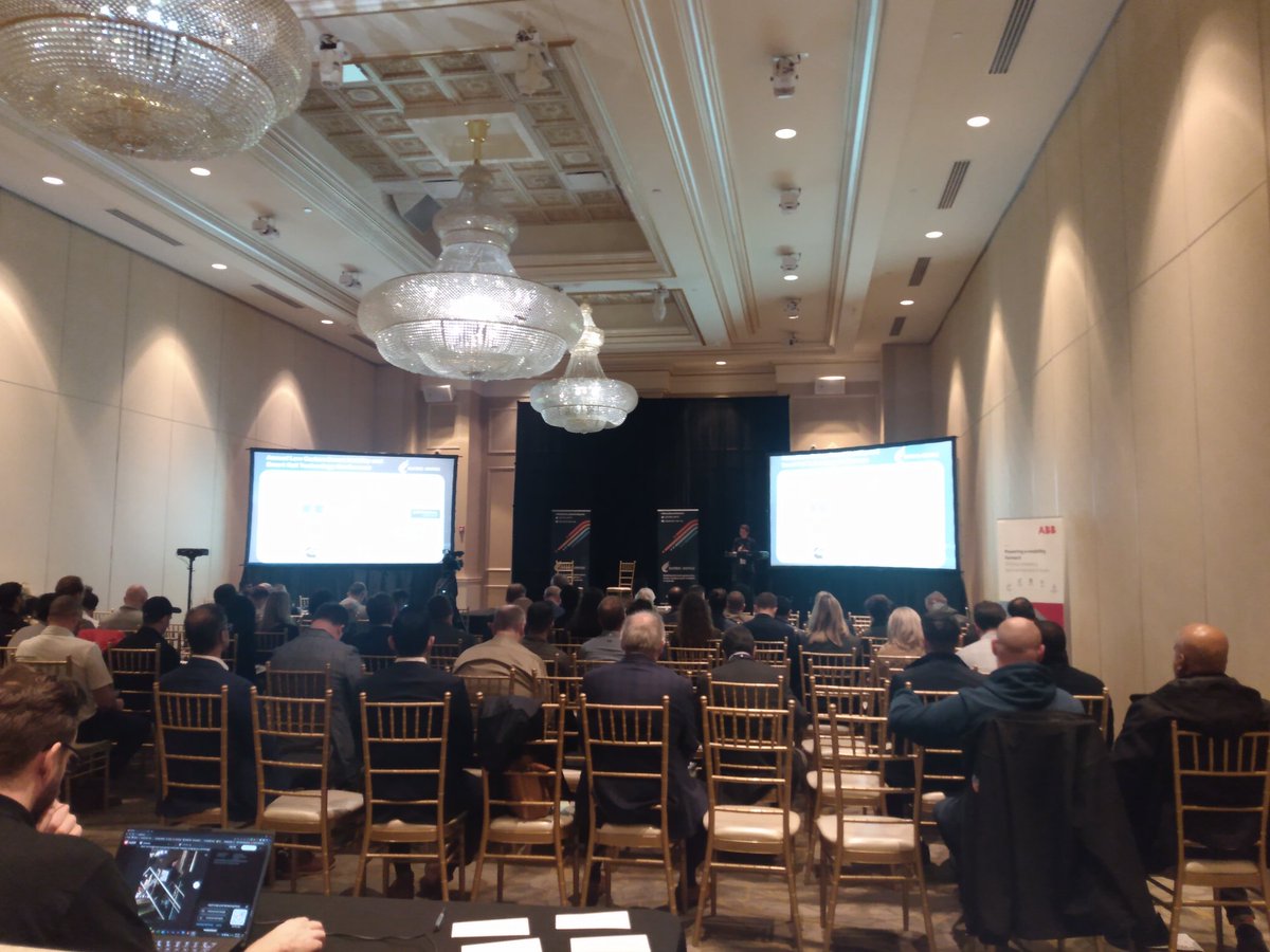 Am attending the Canadian Urban Transit Research &amp; Innovation Consortium (CUTRIC) 3rd Annual Smart Rail Technology Conference @ Scarborough Convention Centre, will be tweeting &amp; tooting.  #LowCarbonMobilityConf #CutricConf2022 #SmartRailConf