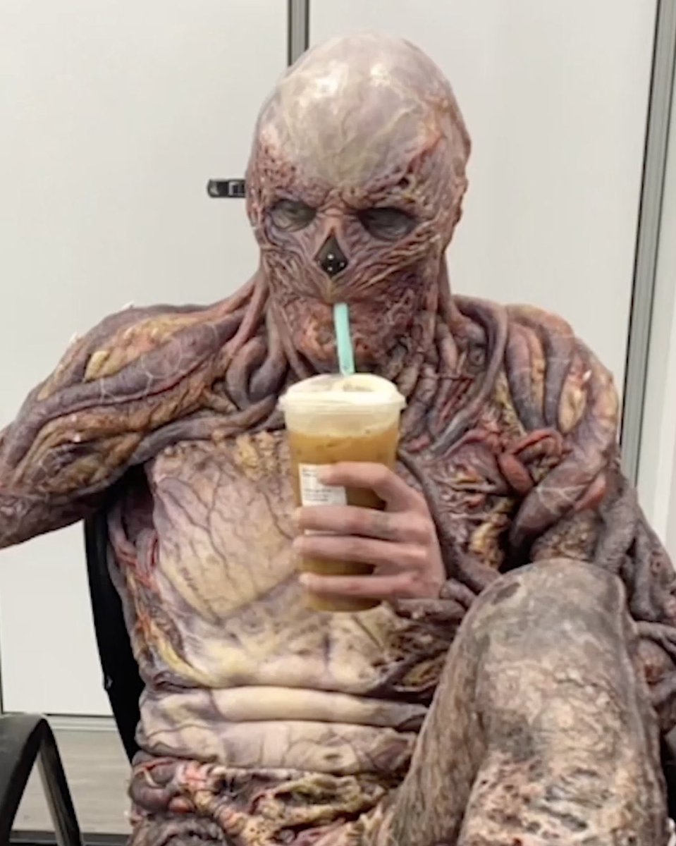 ComplexPop's tweet image. returning to work after the holidays