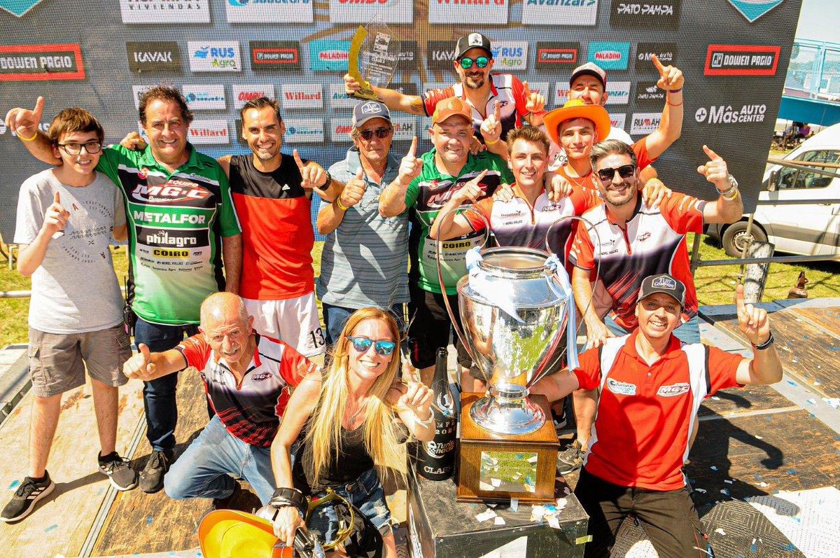 RamaBlasquez's tweet photo. SOMOS CAMPEONES 🏆🏁 

#TurismoNacional #C3 2022‼️

@pincholobe | @EquipoMG_C https://t.co/K3ljc11XBn