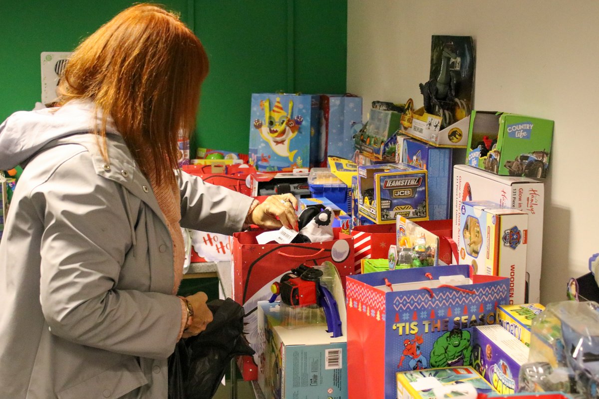 We are truly humbled by the incredible volume of gifts  donated at #GhirlsForGood 💃🍀

These will be distributed to local children who are sick or disadvantaged before the sleigh bells ring on Christmas Eve 💚

<a href="/CelticFC/">Celtic Football Club</a> | #ShareTheMagic ✨