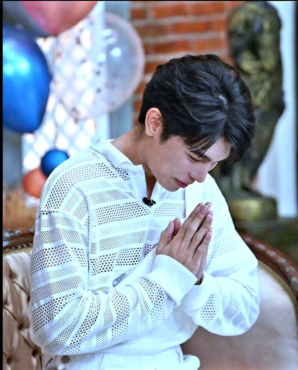 @MSuppasit @Msuppasitstudio Take care mewmew pls always be safe take ur time to get well we can wait we want to see you smile and happy again...