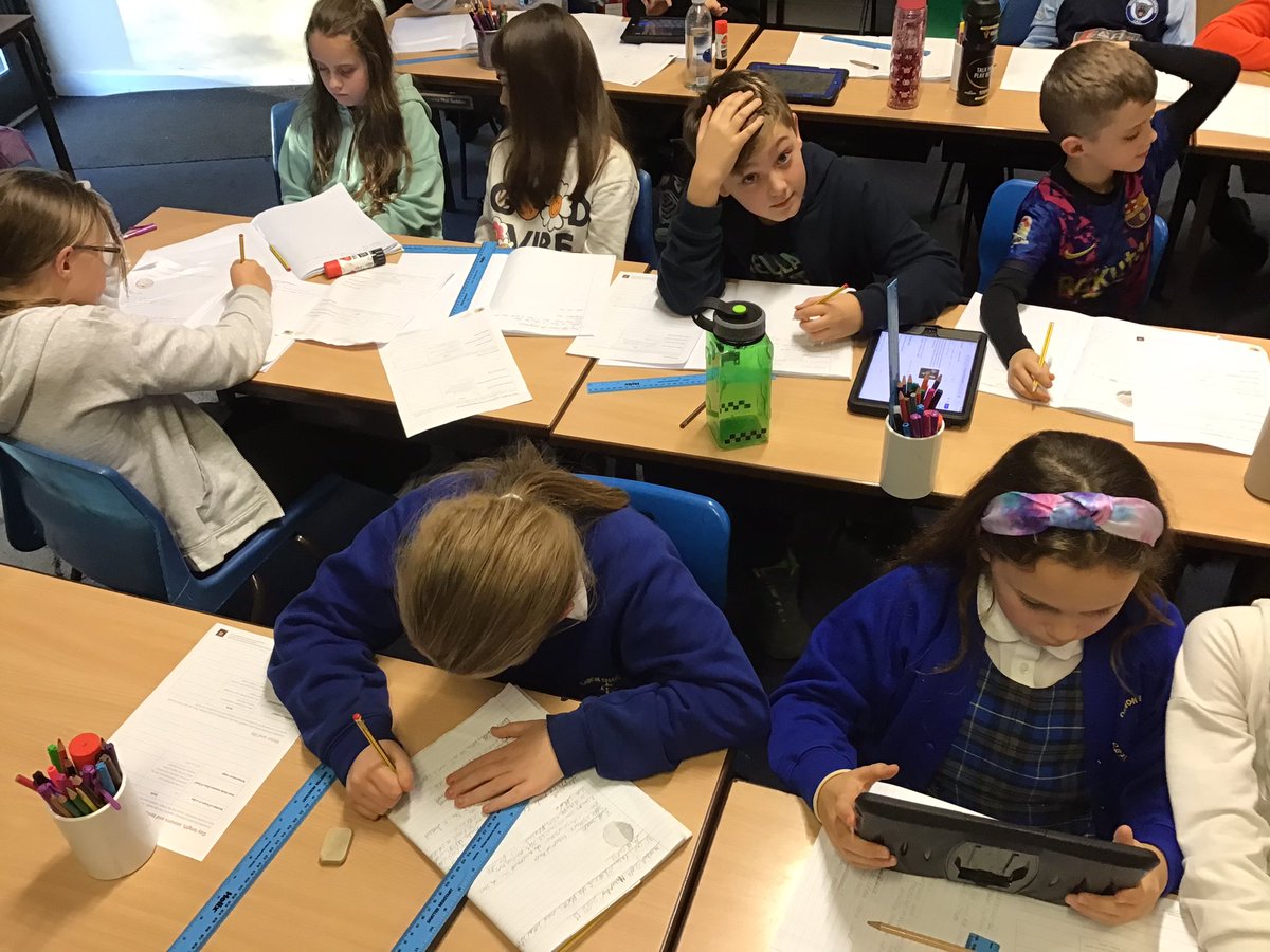 CanonYearFive's tweet image. Year 5 are working hard to research one of the seven planets of our Solar System! The children are using the iPads to find out the facts and comparing them to the information we have about our own planet, Earth. 🌌 #CSPSScience #CSPSSTEM @LT_Trust @CanonSharples @Cornerstonesedu