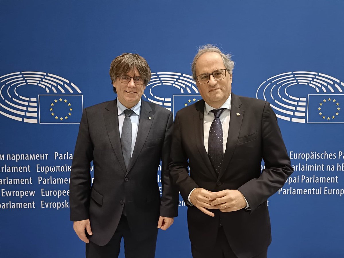 Avui he rebut la visita del MHP <a href="/QuimTorraiPla/">Quim Torra i Pla</a>. Hem continuat les converses que tenim encetades de fa temps. M’ha agradat poder fer la fotografia als nostres despatxos del <a href="/Europarl_CAT/">Parlament Europeu</a>, que és on alguns no volien que entréssim i encara ens en volen fer fora.