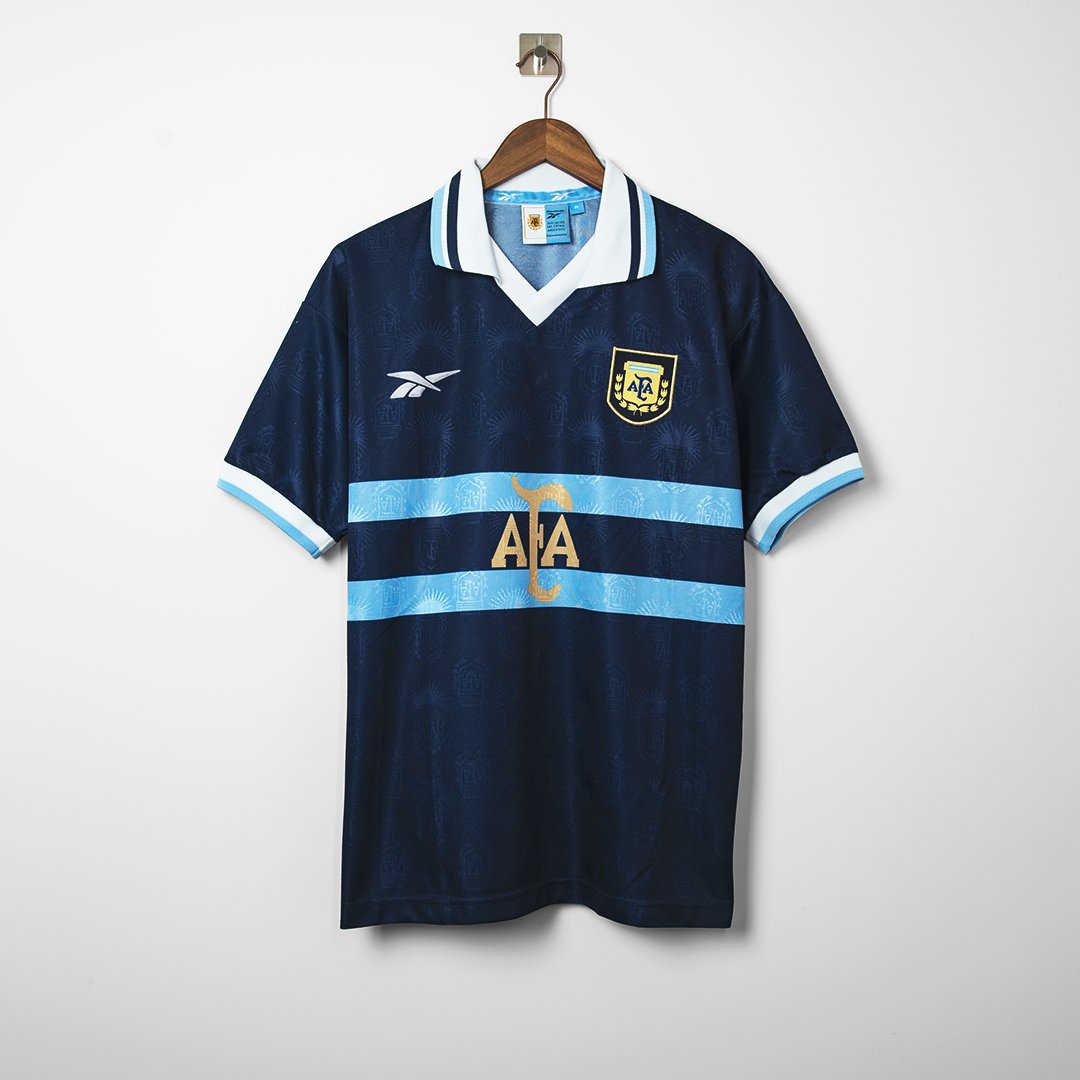 Classic Football Shirts on Twitter: "Argentina Away by Reebok 🇦🇷 https://t.co/BshxxVE7pG" Twitter