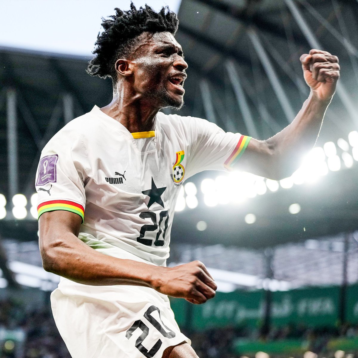 nyannthierry's tweet photo. First Ghanaian player to score two goals in a single World Cup game.

Mohammed Kudus 🌟 https://t.co/xGJJTfVW0N