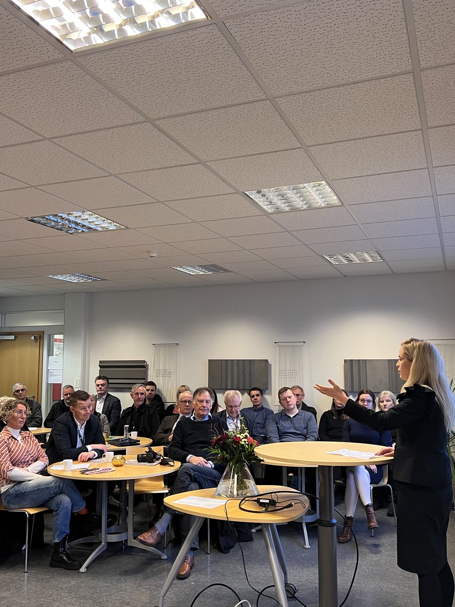 The Forum in #Isafjordur was the first public event by the new #GrimssonCenter; directed by ⁦<a href="/hallaiceland/">Halla Hrund Logadottir</a>⁩; discussions on #Arctic, #climate, #oceans, #cleanenergy, biotech businesses ⁦<a href="/kerecis/">Kerecis</a>⁩ and other topics.