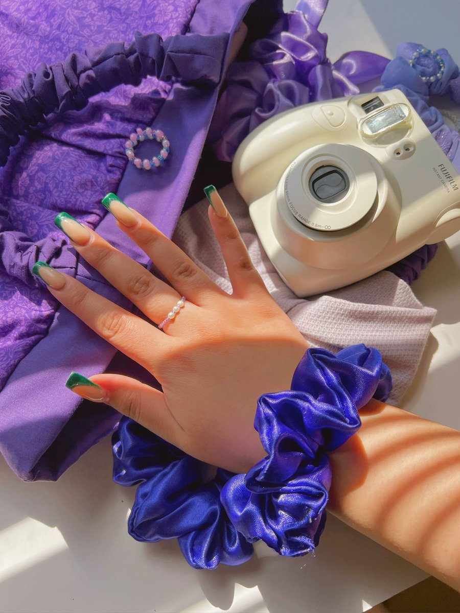 SincerelyHerrer's tweet photo. ✨ 15% OFF SHOP ✨
Our entire shop is 15% off starting today! 
Free shipping on ALL orders within the US is available 11/28/22 - 12/4/22 

Use code: “JOLLY15” for 15% OFF
Use code: “HAPPY” for free shipping

**codes can be combined! https://t.co/r93uy8yU12