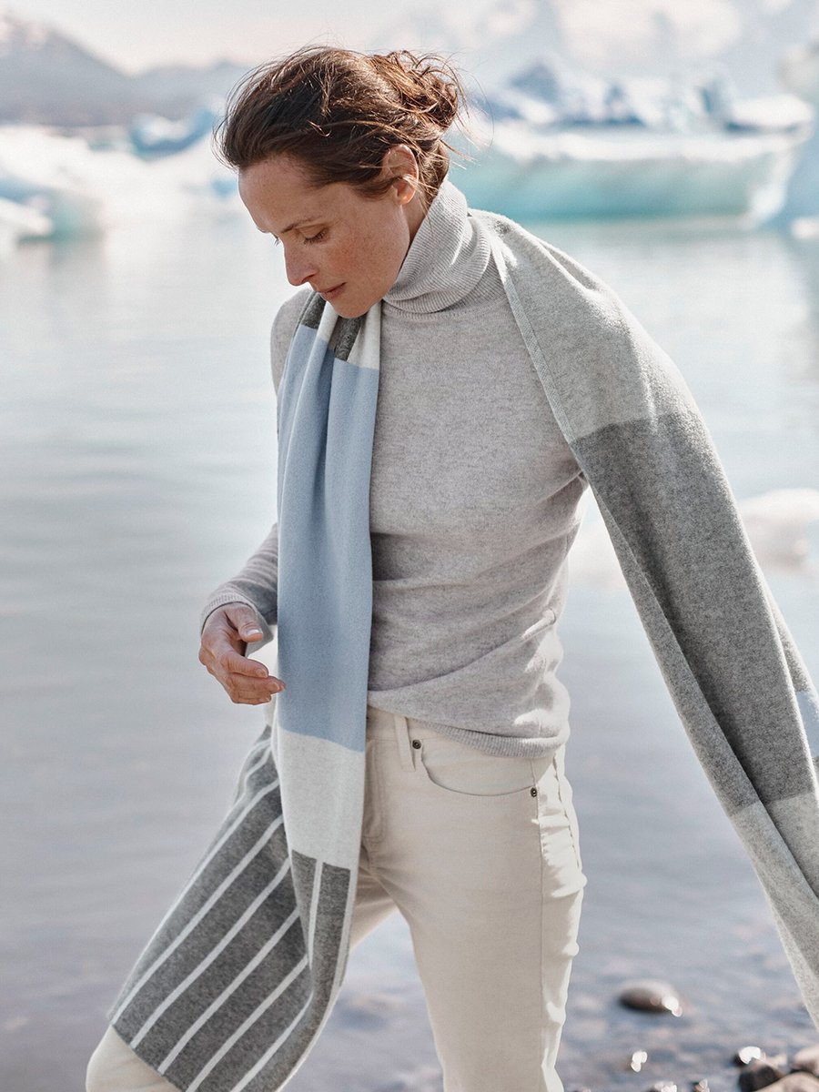 Let's get cozy… On this Cyber Monday, save 40% on cashmere &amp; flannel, and 30% on everything else. #garnethill #mygarnethill #cybermonday 
&gt;&gt;ghill.me/letsgetcozy