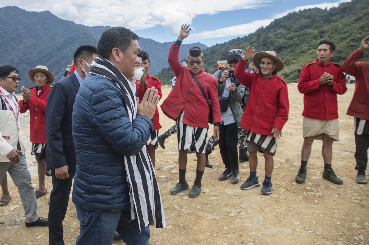 PemaKhanduBJP's tweet image. Elated to be among people of Damin village, today!

It feels special to be the first CM to visit Damin Admn HQs. It is the last major habitation towards Tibet border in Kurung Kumey dist.

Inaugurated six projects.
1/3