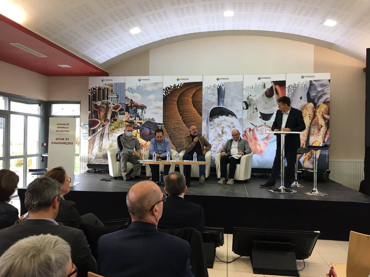 Vivescia's tweet photo. [#AGSection] Nous débutons cette nouvelle semaine d'assemblées générales de section à Chessy les Prés (10) avec les associés-coopérateurs de la section Othe et Chaourçois. Au programme : retour sur l'année, table ronde avec @Symbiose_biodiv, échanges et regard sur l'avenir. https://t.co/59EJn7493n