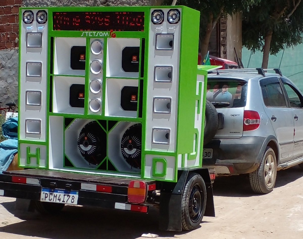 HalissonDavidHD's tweet photo. Paredinha HD EkipSom #SomAutomotivo #TornadoJBL #Stetsom https://t.co/Buc3LUgEAS